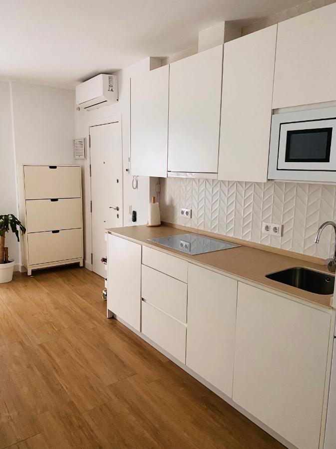 Bonito Conil Aire Acondicionado Y Wifi -solo Familias Y Parejas- *