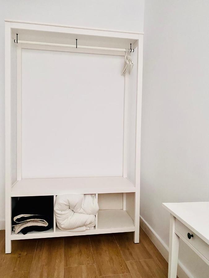 Bonito Conil Aire Acondicionado Y Wifi -solo Familias Y Parejas- Apartment
